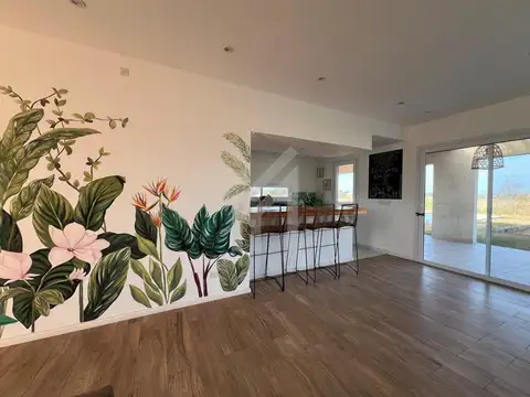 Casa 3 ambientes con 2 baños