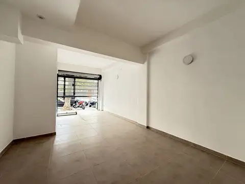 Local en Venta en Villa Luro, USD 60.000