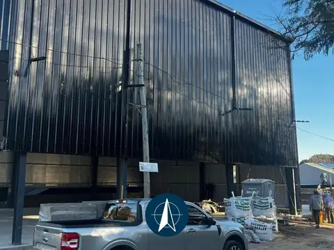 Local en Alquiler en Benavidez, USD 5.000