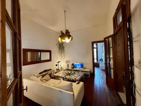 Depto Tipo Casa en Venta 50 años