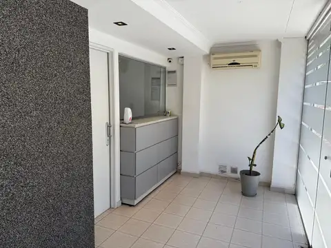 Local en Alquiler en Ipona, $ 800.000