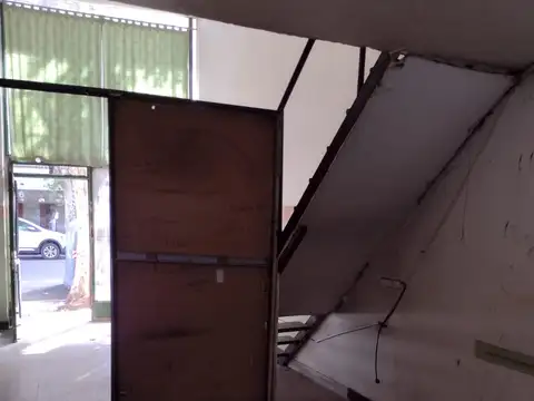 Local en Alquiler en Floresta, $ 500.000