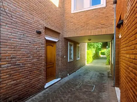 Depto Tipo Casa en Venta de 3 ambientes