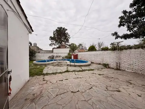 QUINTA EN VENTA EN SAUCE VIEJO CON PILETA