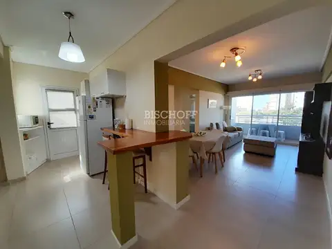 EXCELENTE DEPARTAMENTO 3 AMBIENTES SOBRE AVENIDA 3