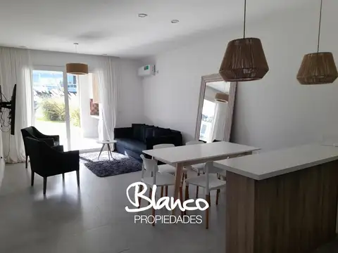 Departamento en Alquiler Temporal con 1 cocheras