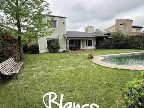 Casa  en Venta en Acacias Blancas, Maquinista F. Savio, Escobar