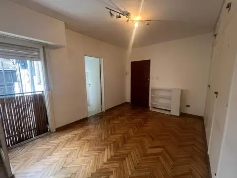 RECOLETA VENTA DEPTO 2 AMB PISO ALTO EXC UBICACIÓN