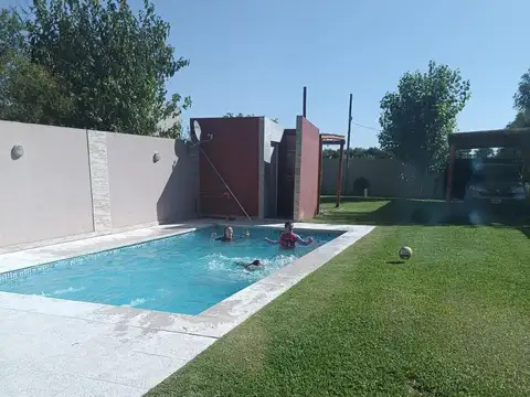 Se Vende Hermosa Casa en Arroyo de la Cruz Amoblada.