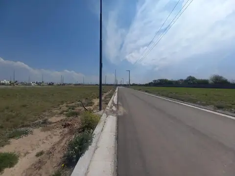 Terreno en Venta en Valle Cercano, USD 22.000