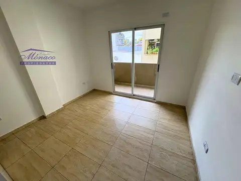 Depto Tipo Casa en Alquiler al Este