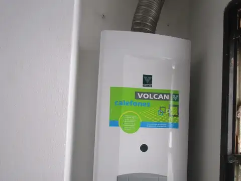 Condarco 1600, Piso 4