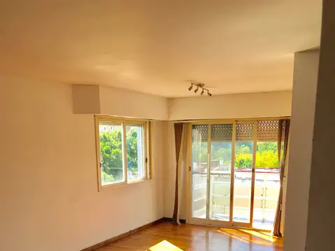 Departamento en Alquiler en San Isidro Centro, $ 800.000
