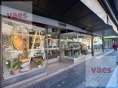 Local en Alquiler en Centro, $ 800.000