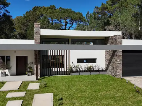 Casa a ESTRENAR Moderna 4 Dormitorios Barrio Alamos en Pinamar