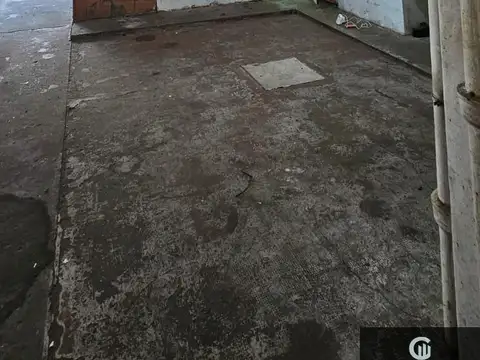 Galpón en alquiler de 200m2 ubicado en Flores