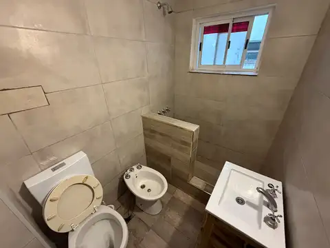Carlos Antonio López 3500, Piso 1
