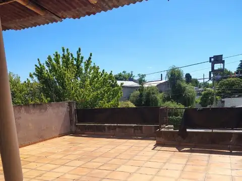 Depto Tipo Casa en Venta en Santos Lugares, USD 80.000
