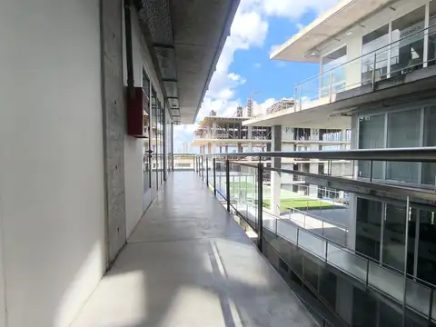 Se vende oficina en Rio Arriba Work Center