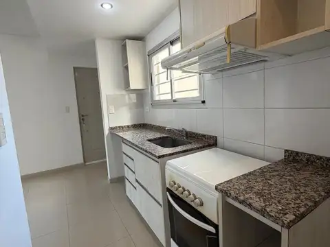 Departamento en Alquiler en Villa Bosch, $ 600.000
