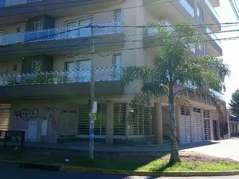 Hermoso y amplio depto en inmejorable ubicación, Edificio Vistas Bosch, no mascotas