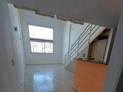 Departamento en Alquiler en Lanús, $ 600.000