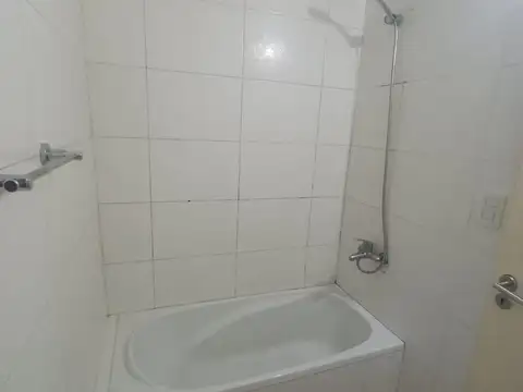 Manuela Pedraza 2500, Piso 1°
