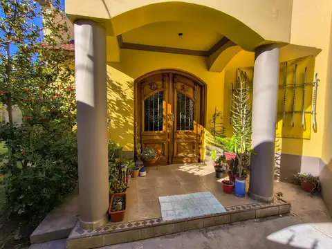 Casa en Venta en Rivadavia, USD 210.000
