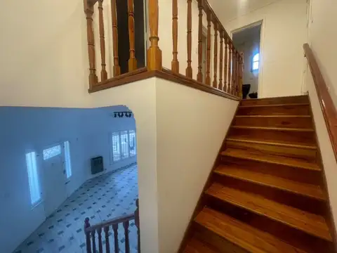 Casa 4 Ambientes con Lavadero y Terraza En Alquiler