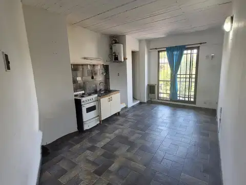 Azcuenaga al 500 Morón