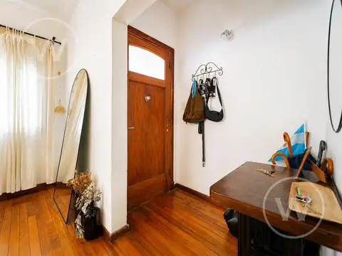 Depto Tipo Casa 5 ambientes con 2 baños
