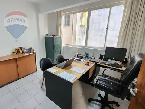 Oficina Monoambiente con 2 baños