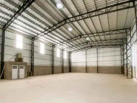 Galpón en alquiler-zona industrial-Roldán