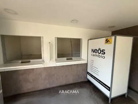 Local en Alquiler en Monte Grande, $ 4.000.000