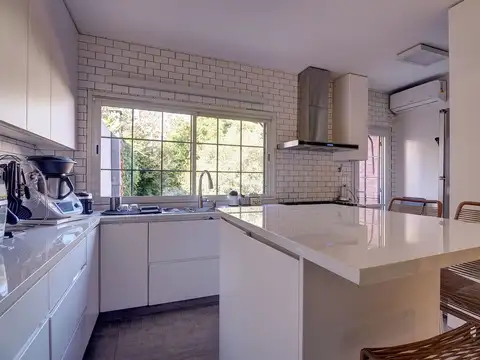 Depto Tipo Casa en Venta 30 años