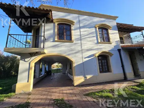 Casa 6 ambientes con 3 baños