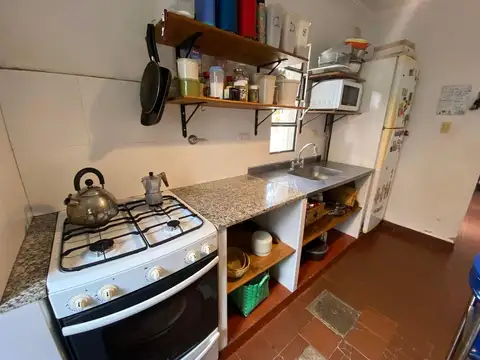 VENTA CASA 3 DORMITORIOS -PARAGUAY 4200- APTA CRED