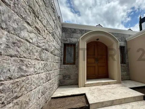 Casa en Venta en Sexta Sección, USD 265.000
