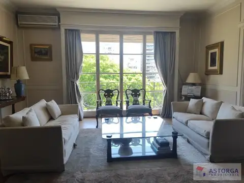 Departamento en Venta de 5 dormitorios