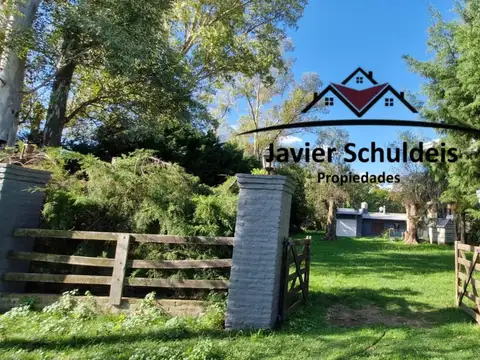 Linda casa/casa quinta con piscina en Tomás Jofre 