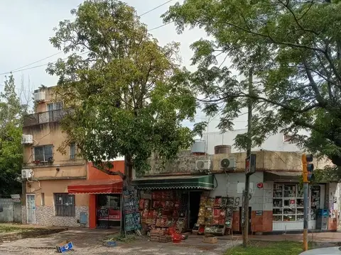 Local en Quilmes Oeste