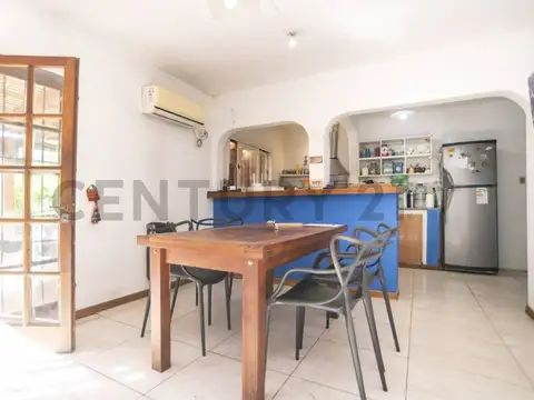 CASA EN VENTA EN GONNET VILLA CASTELLS