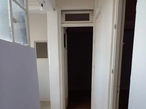 Oficina en Alquiler 50 años