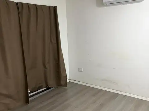 Casa en Alquiler con 1 cochera
