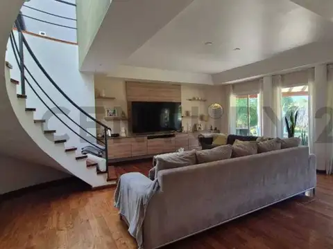 Casa de 4 dormitorios en Venta en Los Ceibos