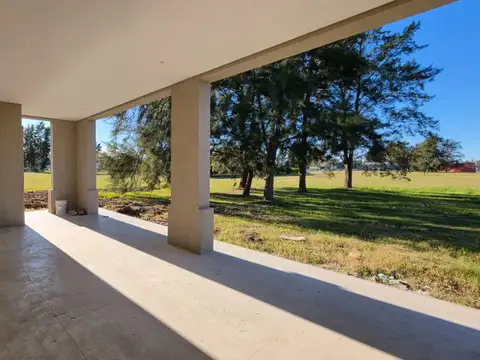 CASA EN VENTA EN AREA 60 LA VICTORIA