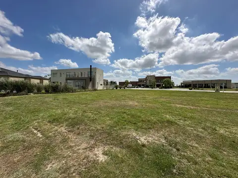 Barrio privado la alameda, Canning 100