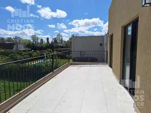 Casa en venta - Harás Santa María - Loma Verde.