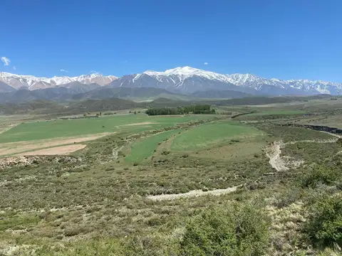 Terreno en Venta en La Carrera, USD 160.000