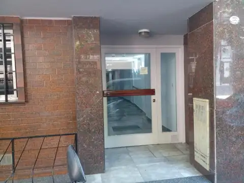 1 Ambiente Amplio, excelente ubicación
